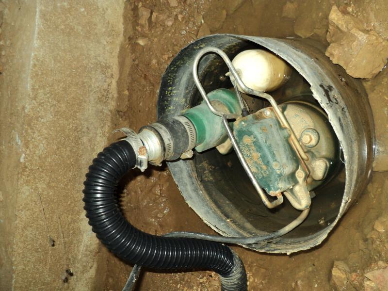 BAD SUMP - STANDING WATER - NEGATIVE AIR FLOW - MOLD!!